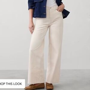 Banana Republic White Trousers